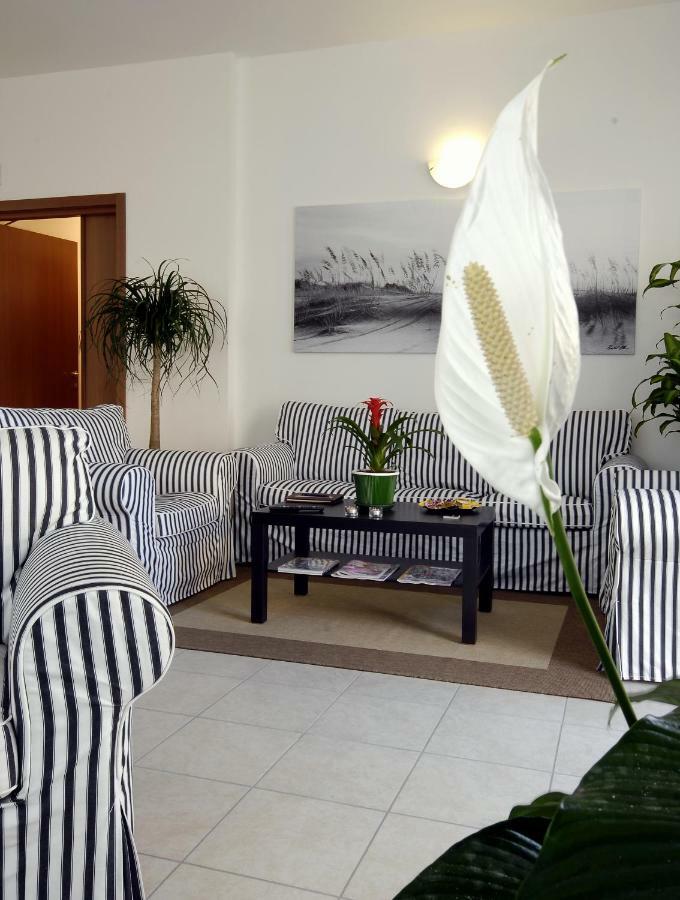Residence Nobel Rimini Zewnętrze zdjęcie